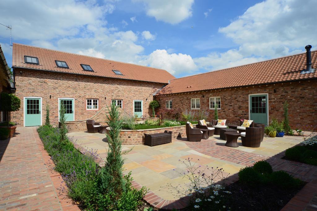 Holtby Grange Cottages 约克 外观 照片